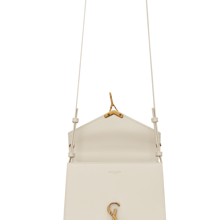 SAINT LAURENT CASSANDRA MEDIUM TOP HANDLE IN GRAIN DE POUDRE EMBOSSED WHITE LEATHER 24CM