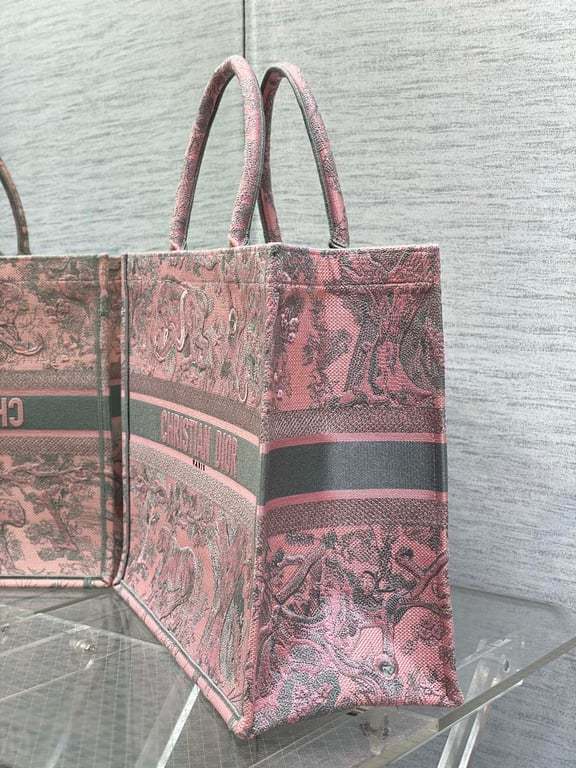 DIR MEDIUM BOOK TOTE PINK AND GRAY TOILE DE JOUY SAUVAGE EMBROIDERY 36CM