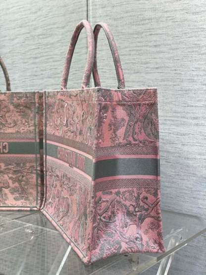 DIR MEDIUM BOOK TOTE PINK AND GRAY TOILE DE JOUY SAUVAGE EMBROIDERY 36CM