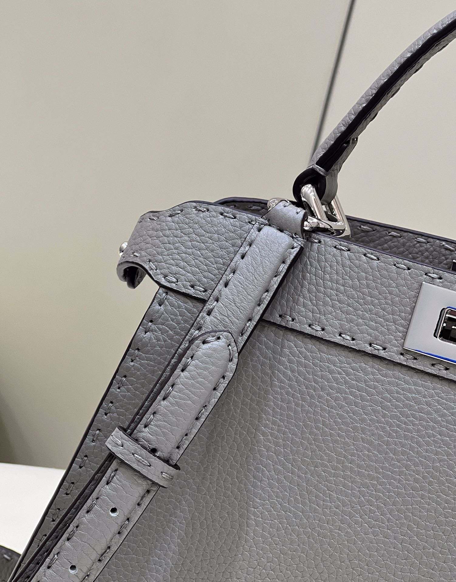 FI Peekaboo ISeeU Medium Gray For Women, Women’s Handbags, Shoulder Bags 13.1in/33.5cm FF