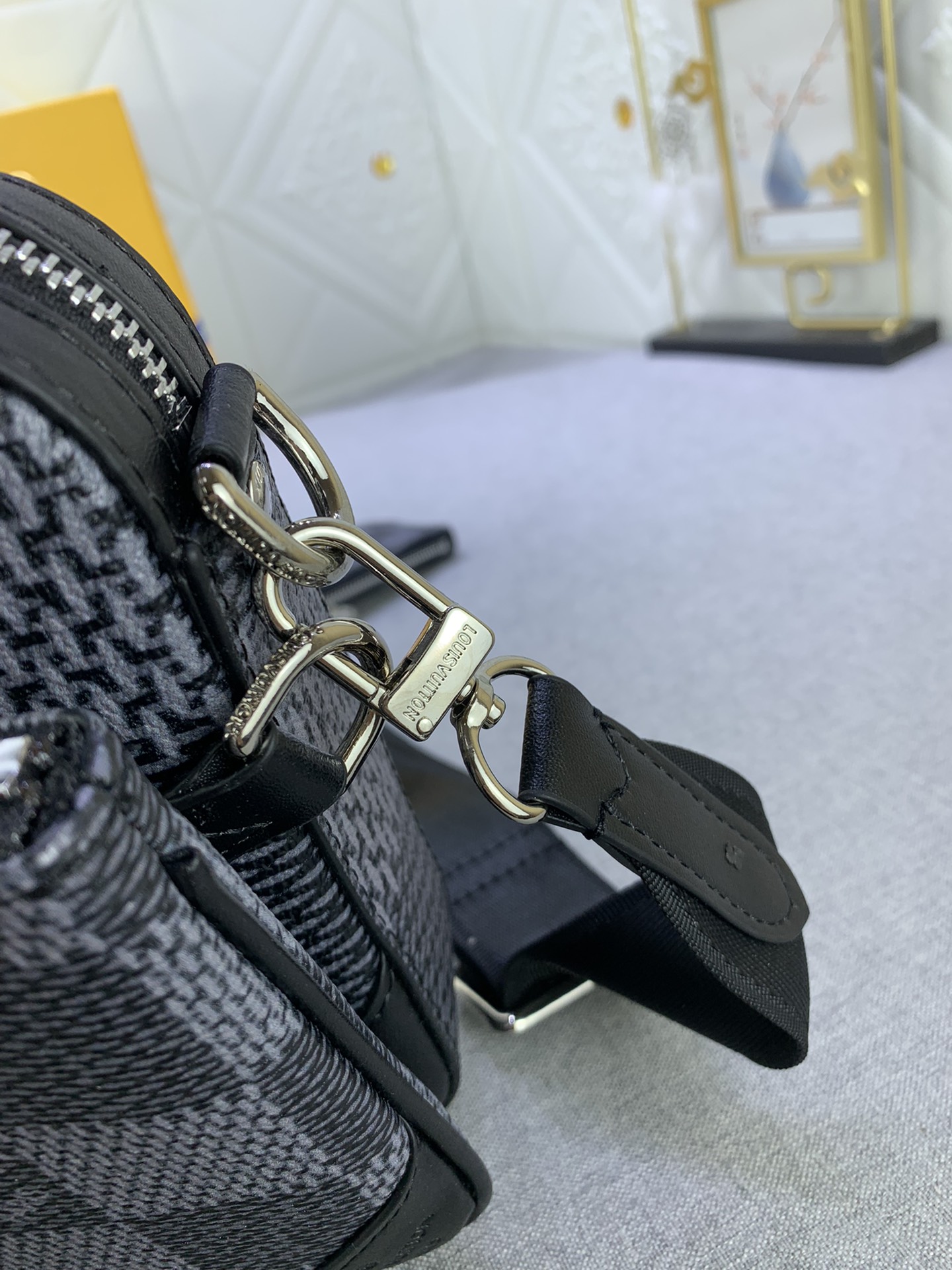 LV TRIO MESSENGER BAG DAMIER CANVAS BLACK 25CM N50017