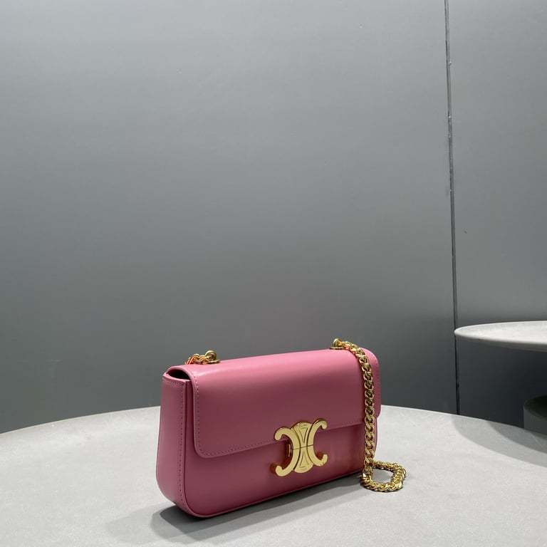 CE CHAIN SHOULDER BAG TRIOMPHE IN TRIOMPHE CANVAS PINK