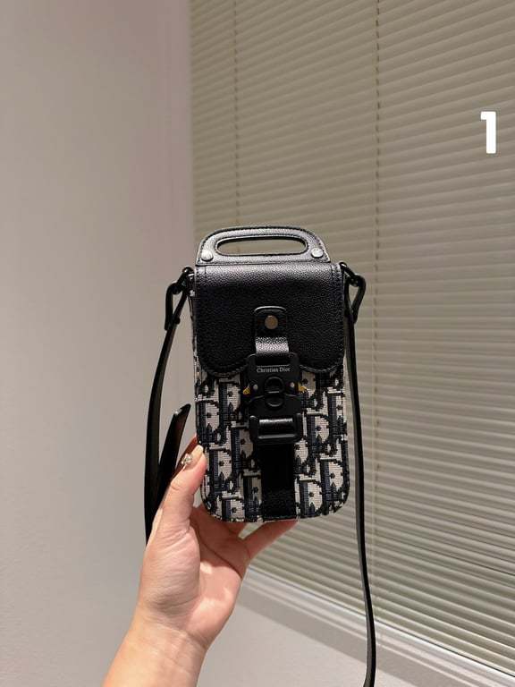 DIR SADDLE VERTICAL POUCH WITH STRAP OBLIQUE JACQUARD BLACK GRAINED CALFSKIN 19CM HIGH QUALITY