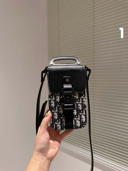 DIR SADDLE VERTICAL POUCH WITH STRAP OBLIQUE JACQUARD BLACK GRAINED CALFSKIN 19CM HIGH QUALITY