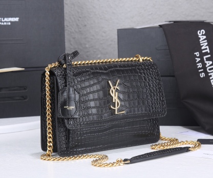 YSL SUNSET MEDIUM CHAIN GAB IN CROCODILE EMBOSSED SHINY BLACK GOLD 22CM 442906DND0J1000