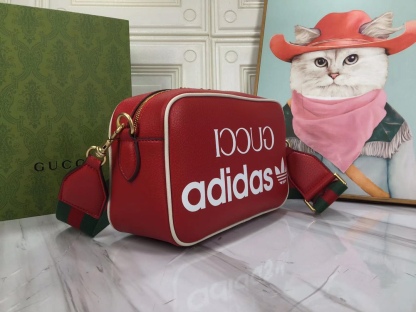 GG x ADIDAS SMALL SHOULDER BAG RED 24.5CM 702427 U3ZCT 6563