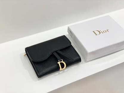 dir SADDLE LOTUS WALLET BLACK GOATSKIN 11CM S5652CCEH M900
