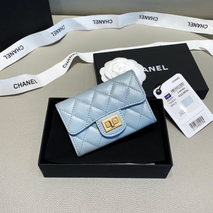 CHL 2.55 FLAP CARD HOLDER LIGHT BLUE WALLET