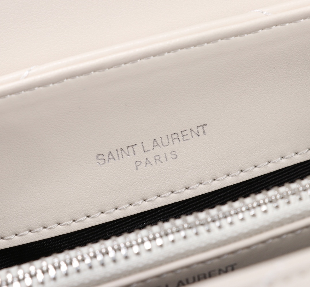 YSL LOULOU SMALL CHAIN BAG IN MATELASSÉ Y LEATHER WHITE SILVER 23CM 494699DV7269207