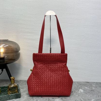 BV Intrecciato Shoulder Bag Red, For Women, Women’s Bags 10.2in/26cm