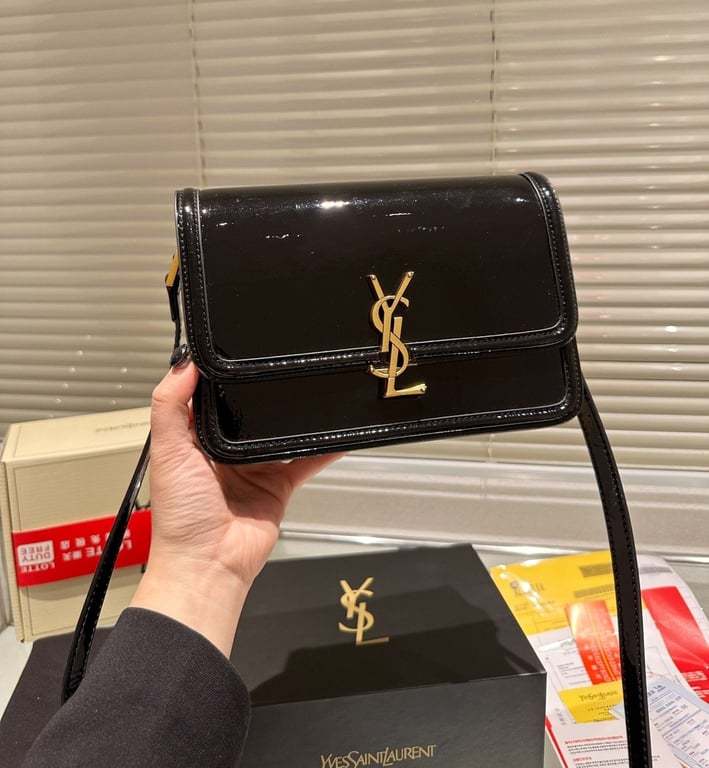 SAINT LAURENT SOLFERINO MEDIUM SATCHEL IN LACQUERED PATENT LEATHER BLACK 23CM