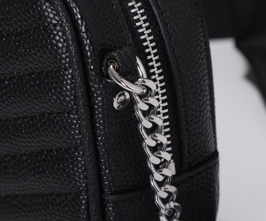 SAINT LAURENT LOU CAMERA BAG IN QUILTED NOIR LEATHER BLACK 18CM