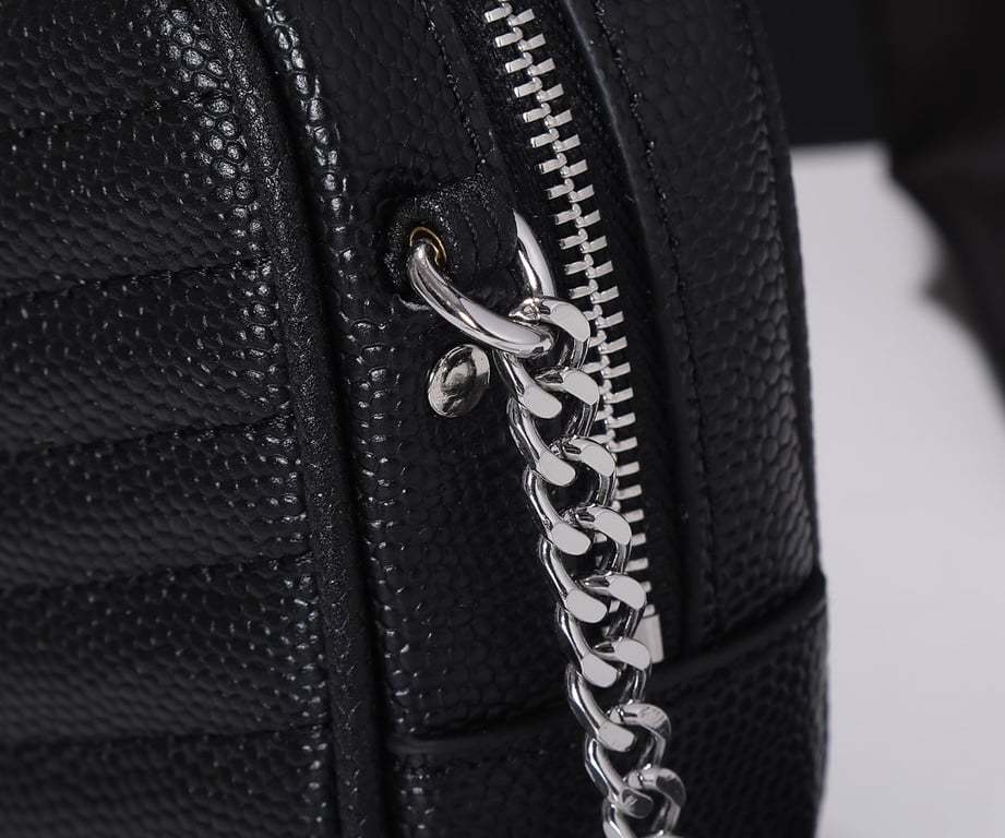 SAINT LAURENT LOU CAMERA BAG IN QUILTED NOIR LEATHER BLACK 18CM