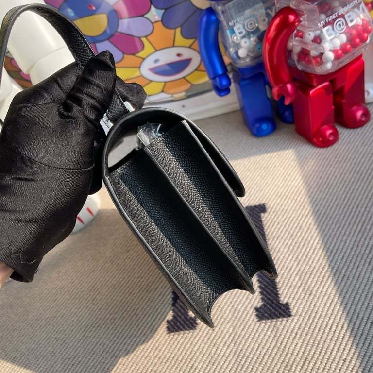 HM 18CM CONSTANCE EPSOM CK89 BLACK SILVER HARDWARE