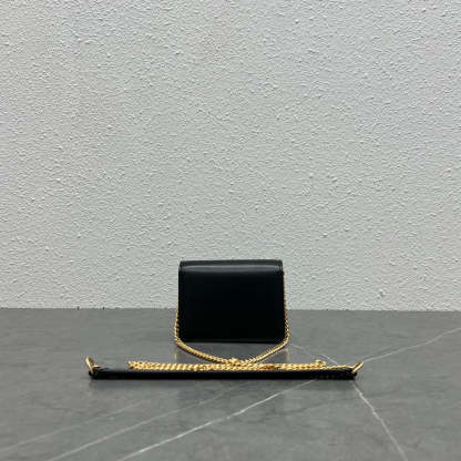 CE Card Holder On Chain Triomphe Black For Women 4in/11cm 10J743DPV.38NO