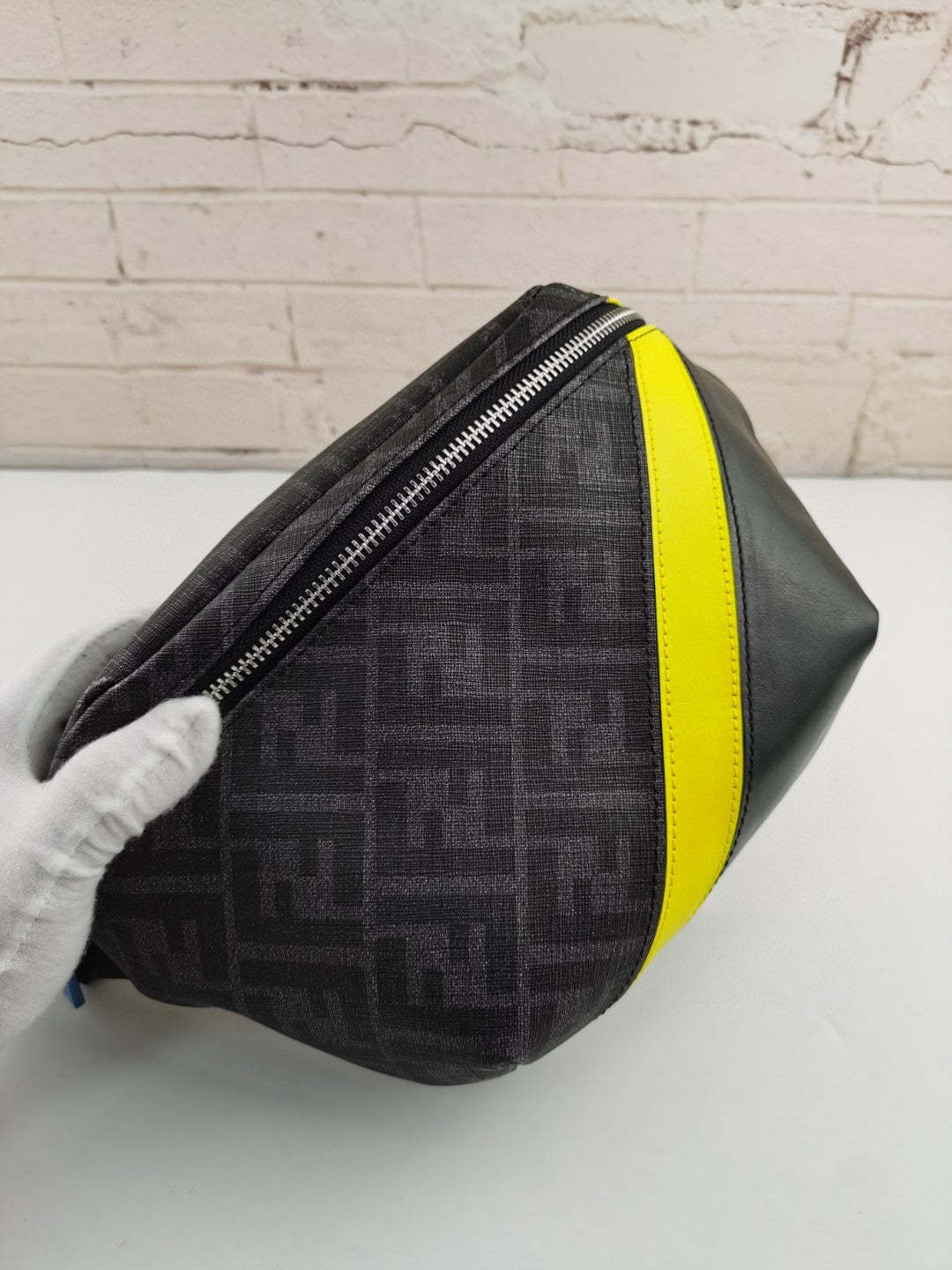 FI Belt Bag Grey/Yellow For Men, Men&#8217;s Bags 18.1in/46cm FF 7VA434A9XSF0R2A