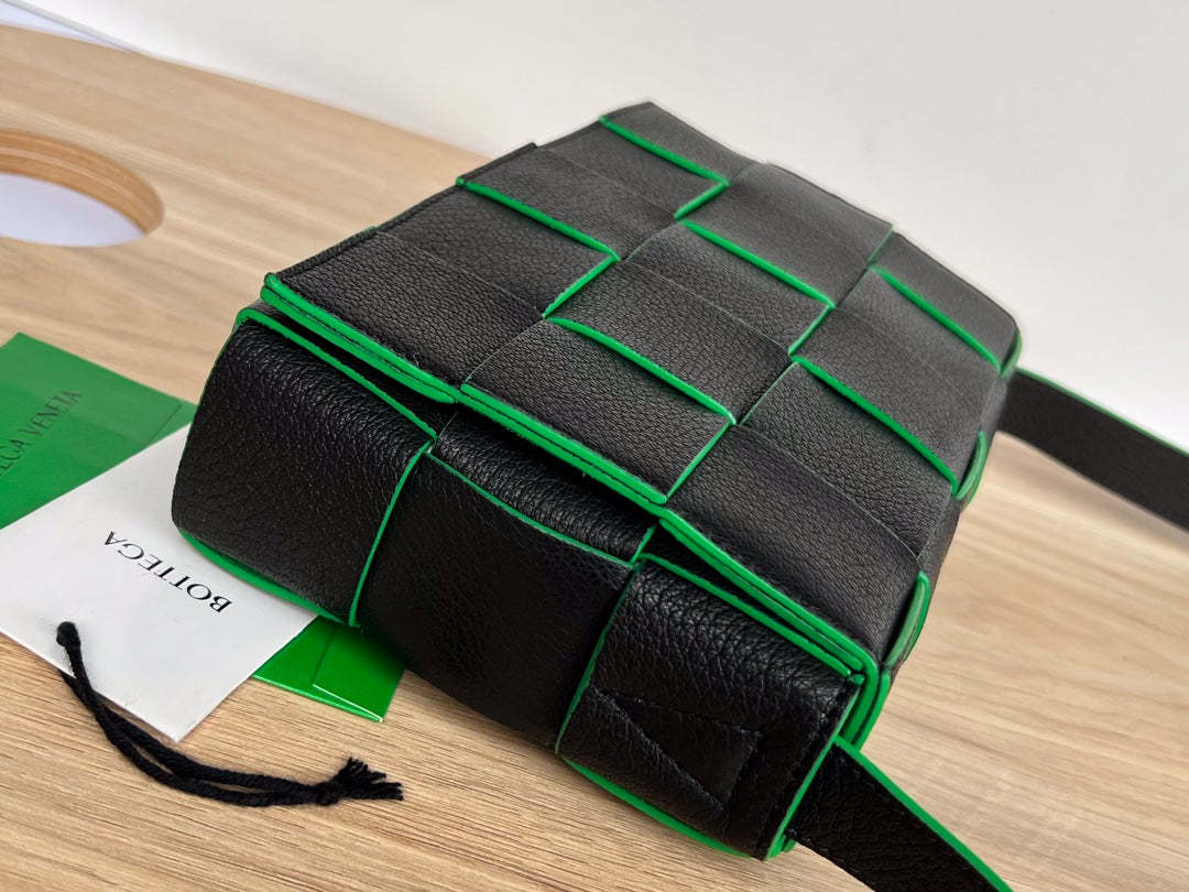BV Cassette Bag Black And Green, For Women, Bags 9.1in/23cm