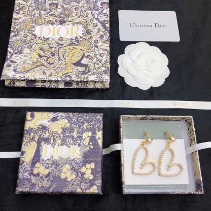 CC HEART GOLD EARRINGS