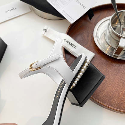 SANDAL CHL WHITE SLINGBACKS SANDALS WITH GEM HEEL