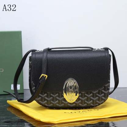 GY SEAL CLASP THE 233 BAG BLACK 25CM
