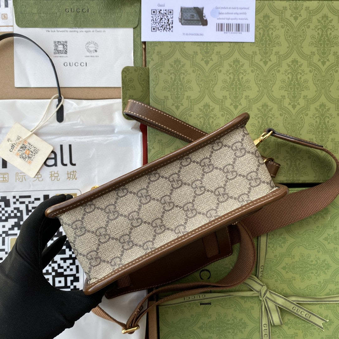 gg Messenger Bag With Interlocking G Beige/Ebony gg Supreme Canvas For Men 8.3in/21cm gg