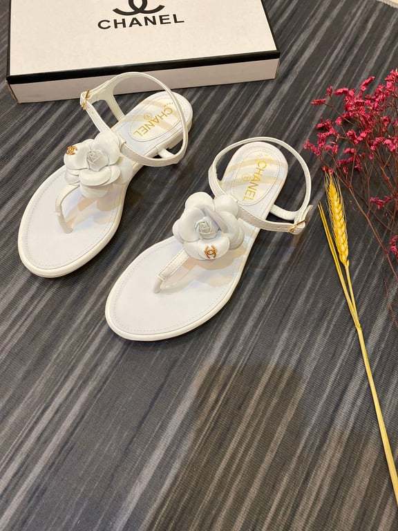 SANDAL CHL JELLY RUBBER CAMELLIA WHITE SANDALS