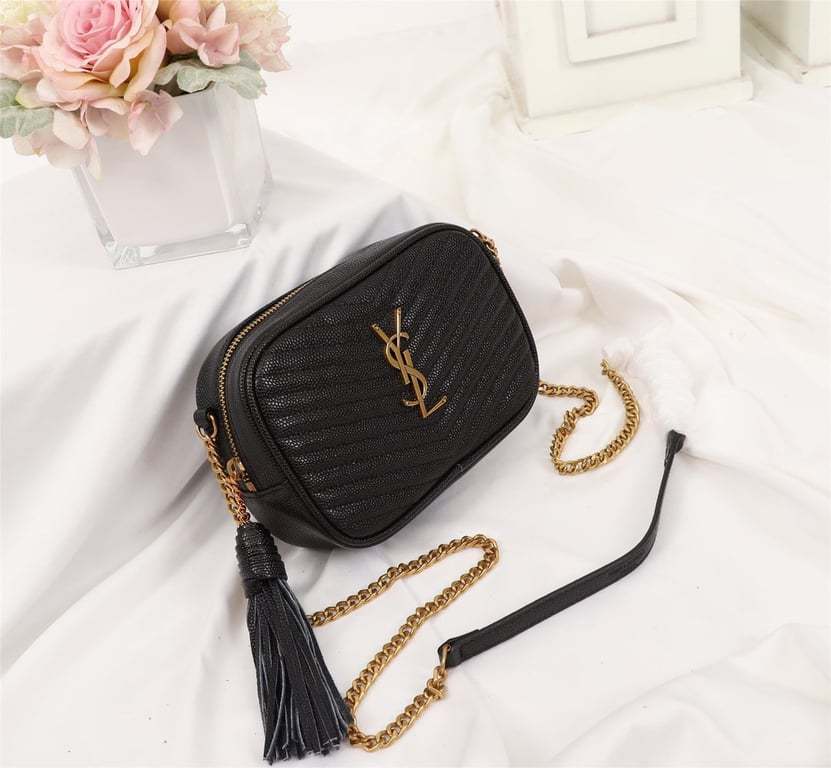 SAINT LAURENT LOU CAMERA BAG IN QUILTED LEATHER GOLD HARDWARE BLACK 18CM