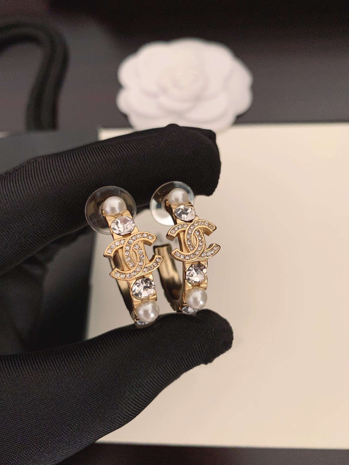 CC HOOP EARRINGS