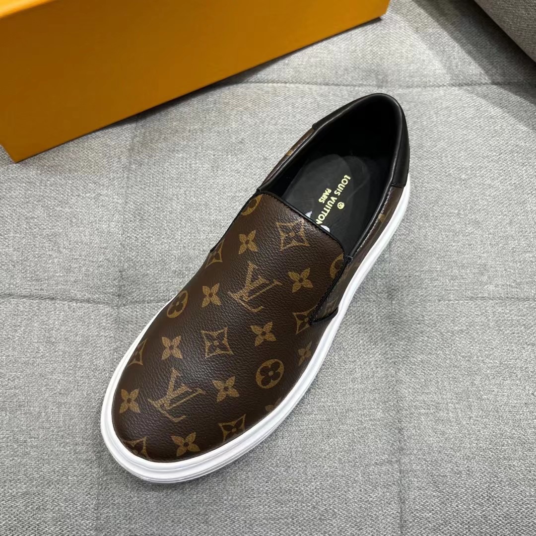 LUV BEVERLY HILLS SLIP ON BROWN
