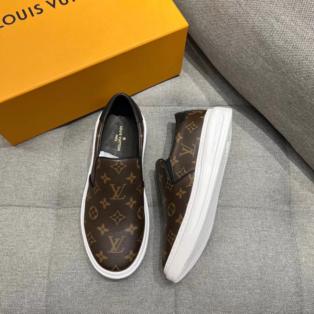 LUV BEVERLY HILLS SLIP ON BROWN