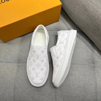 LUV BEVERLY HILLS SLIP ON WHITE