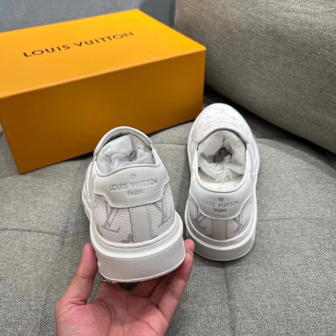 LUV BEVERLY HILLS SLIP ON WHITE