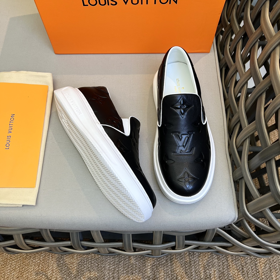 LUV BEVERLY HILLS SLIP ON BLACK