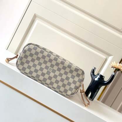 LUV 29M PM NEVERFULL DAMIER AZUR