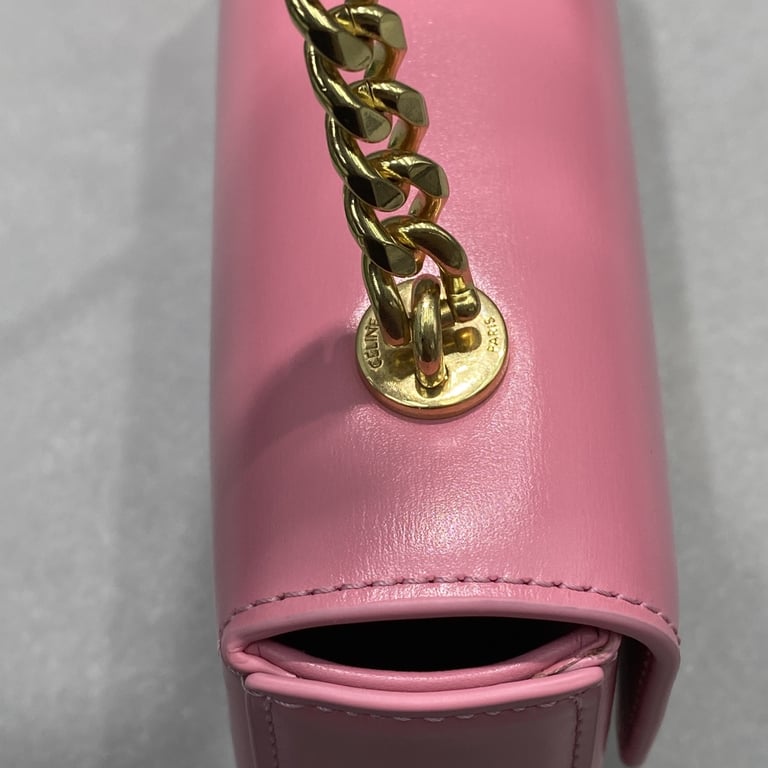 CE CHAIN SHOULDER BAG TRIOMPHE IN TRIOMPHE CANVAS PINK