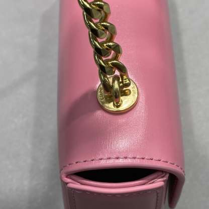 CE CHAIN SHOULDER BAG TRIOMPHE IN TRIOMPHE CANVAS PINK