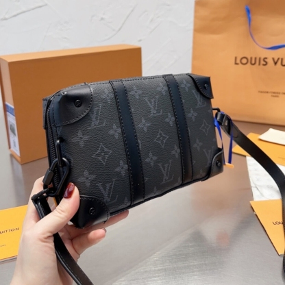 LV SOFT TRUNK MONOGRAM ECLIPSE CANVAS BLACK 23CM M69838