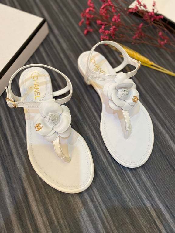 SANDAL CHL JELLY RUBBER CAMELLIA WHITE SANDALS
