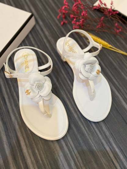 SANDAL CHL JELLY RUBBER CAMELLIA WHITE SANDALS