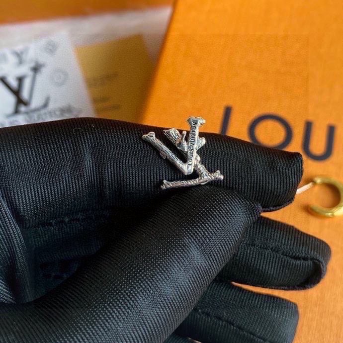 LV EARRINGS