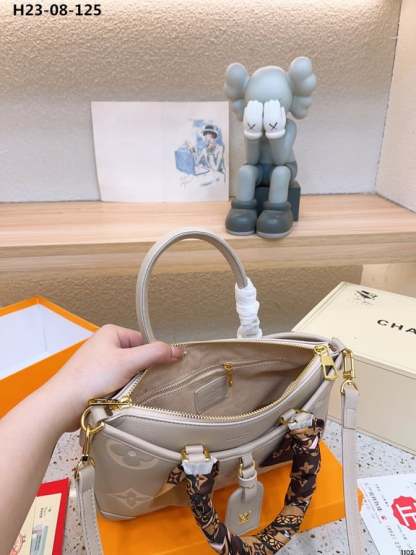 LUV TRIANON PM BAG GRAY 28CM