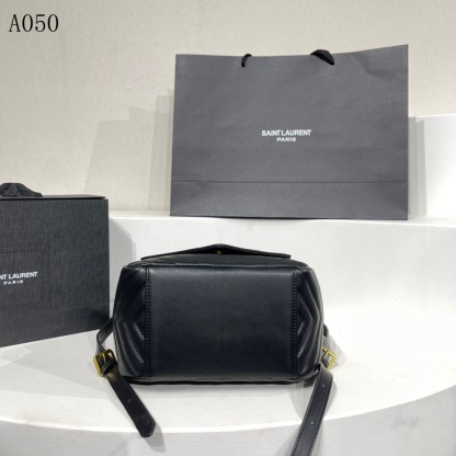 YSL JOE BACKPACK IN LAMBSKIN BLACK GOLD 29CM 6726091EL071000