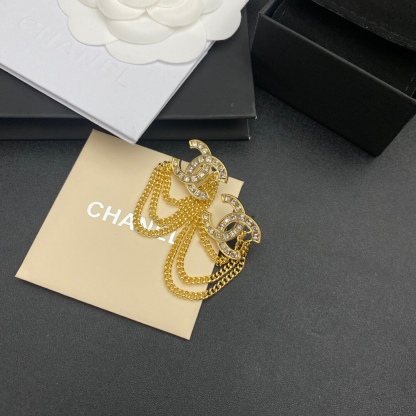 CC CC GOLD EARRINGS