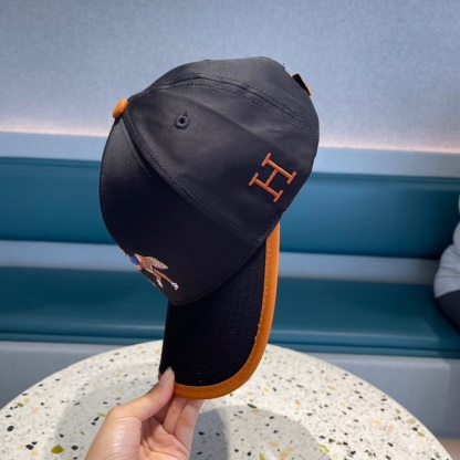 HM CANVAS BASEBALL CAP HORSE HAT BLACK