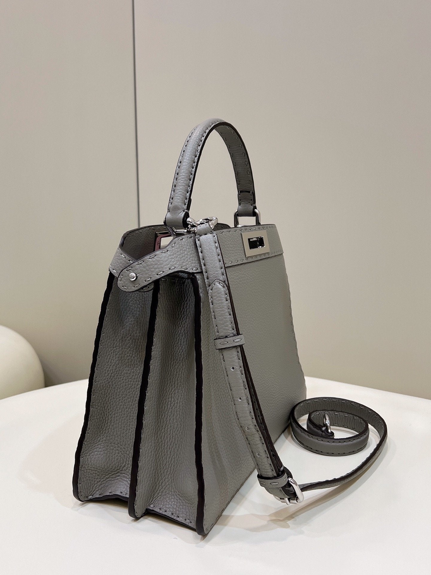 FI Peekaboo ISeeU Medium Gray For Women, Women&#8217;s Handbags, Shoulder Bags 13.1in/33.5cm FF