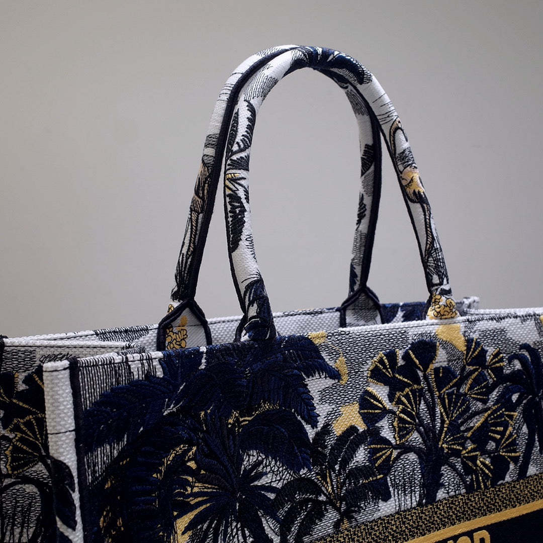 DI Large Book Tote Black Multicolor, For Women, Women’s Handbags 16.5in/42cm CD