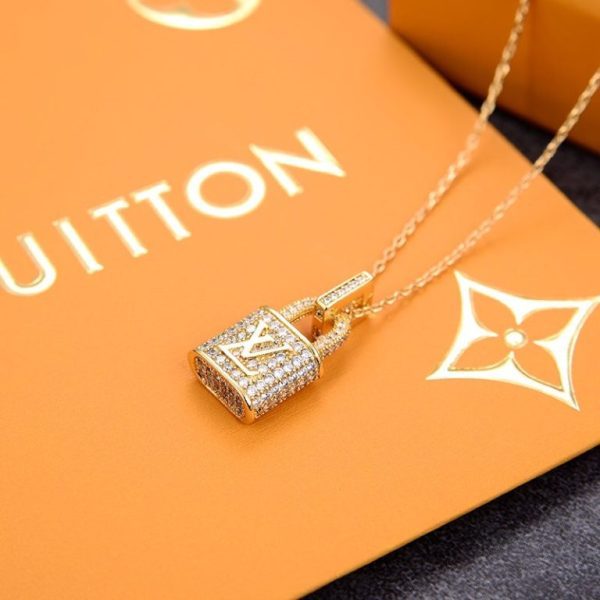 LV Necklace 193