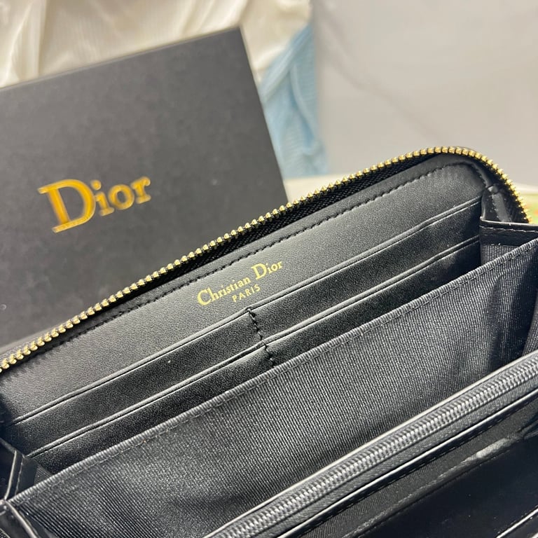 dir CARO VOYAGEUR WALLET BLACK 19CM S5038UWHC_M900