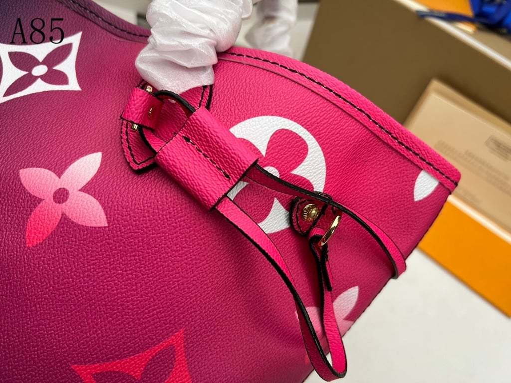 LUV 31CM MM NEVERFULL MIDNIGHT FUCHSIA