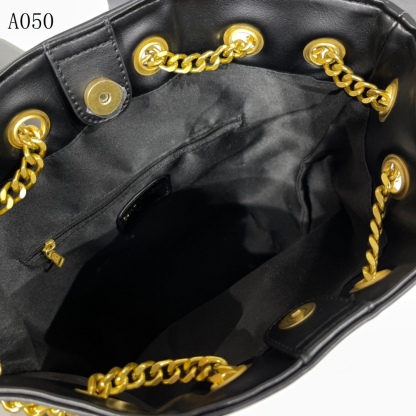 YSL JOE BACKPACK IN LAMBSKIN BLACK GOLD 29CM 6726091EL071000